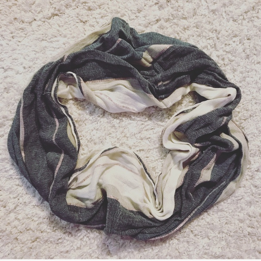 LOFT infinity scarf